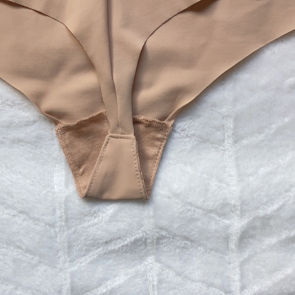 Commando Control Shapewear. - Picture 8 of 9